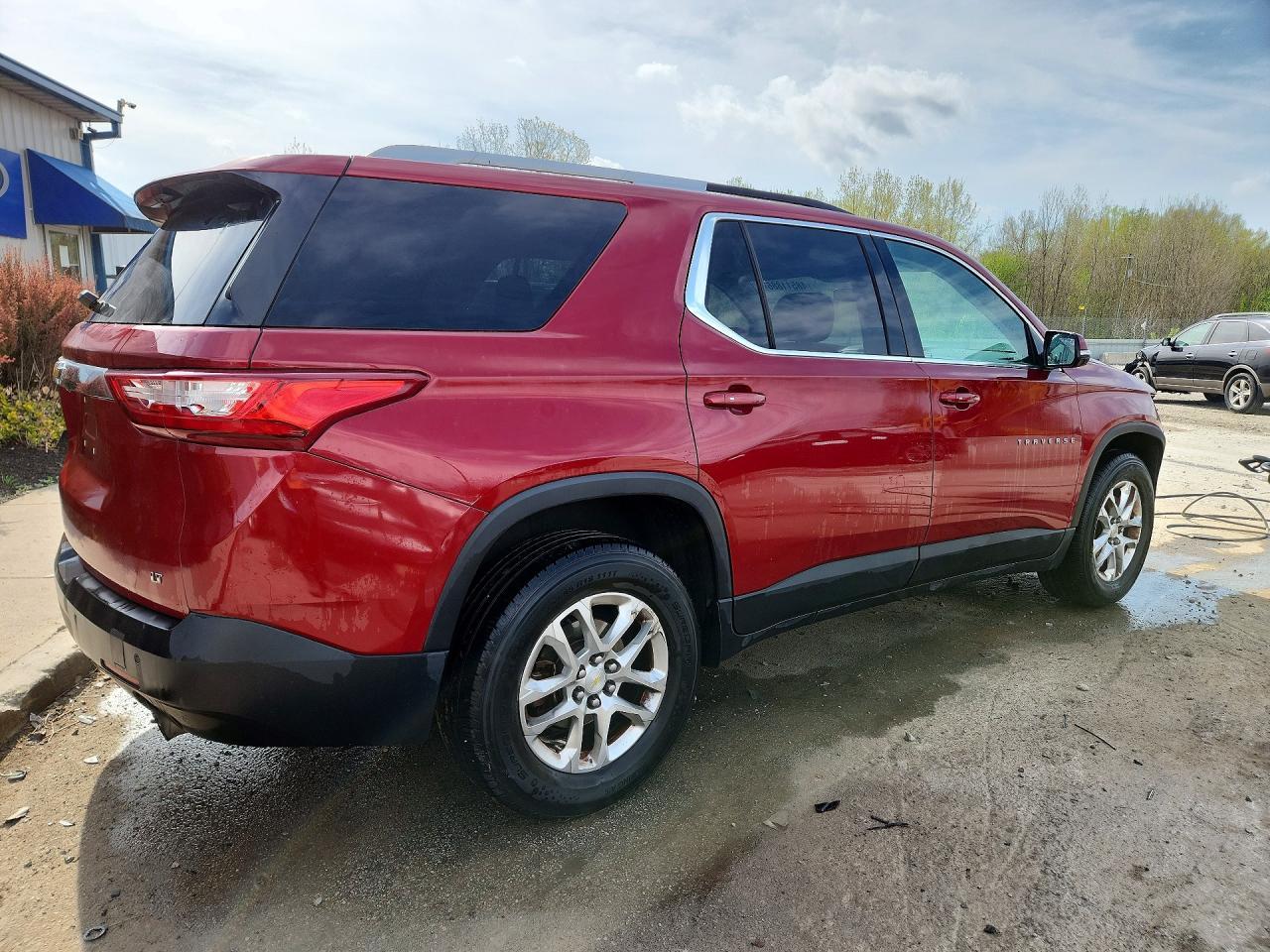 2018 Chevrolet Traverse Lt - Фото 3