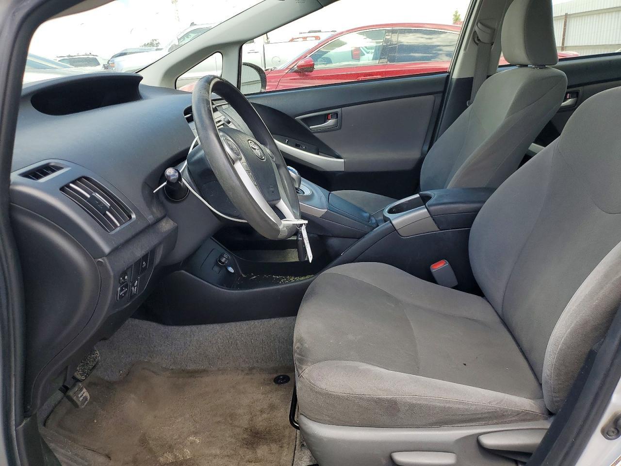 2014 Toyota Prius Three - Фото 7