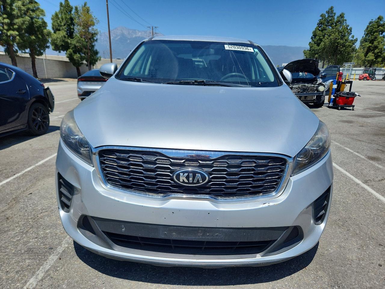 2020 Kia Sorento S - Image 5