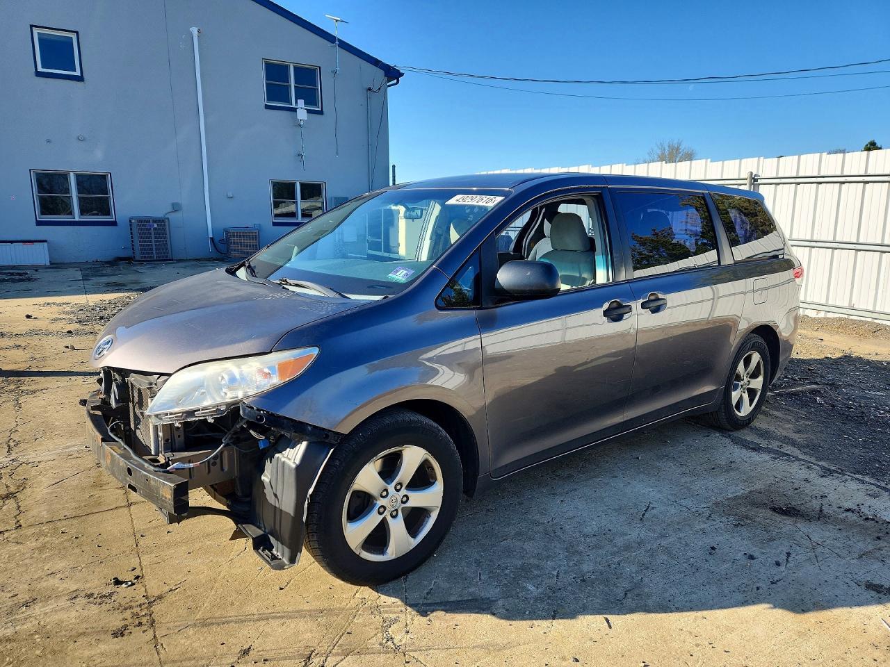 2013 Toyota Sienna L 7-Passenger