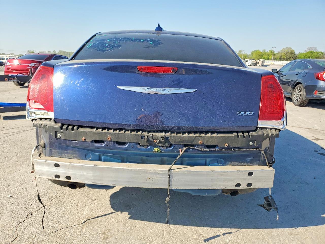 2015 Chrysler 300 Limited - Image 6