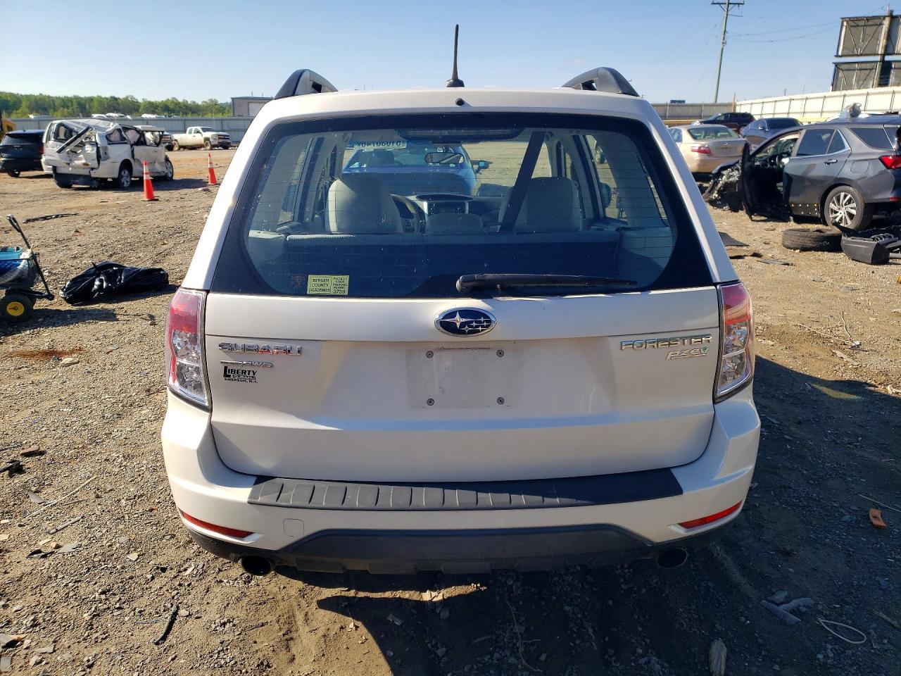 2013 Subaru Forester 2.5X - Фото 6