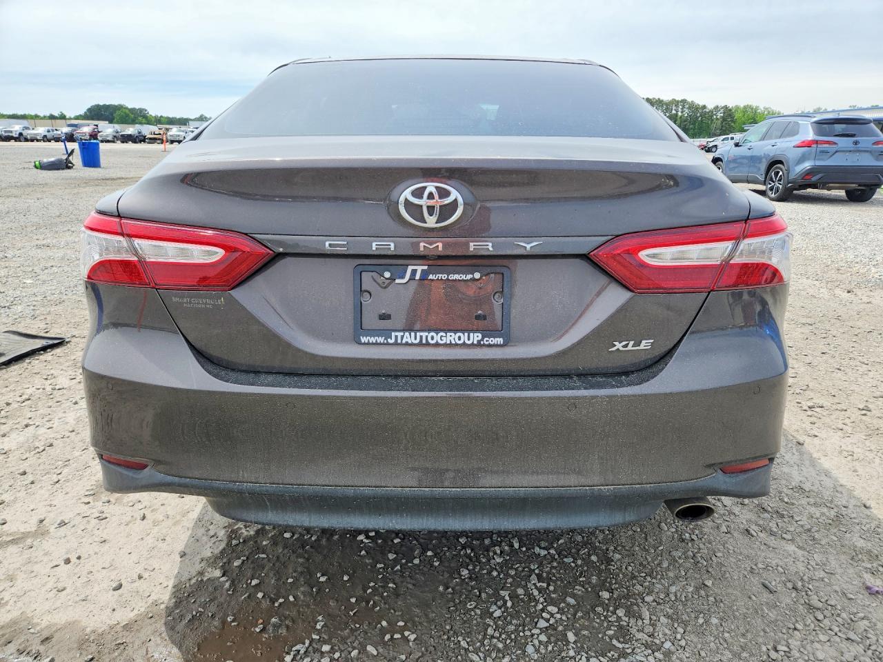 2018 Toyota Camry Xle - Image 6