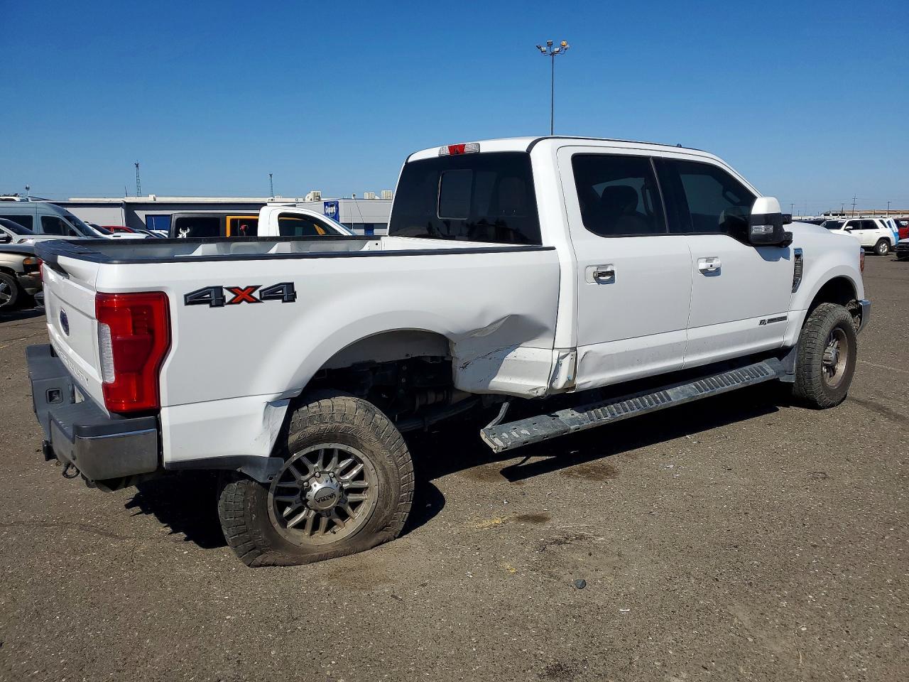2019 Ford F350 Super Duty - Image 3