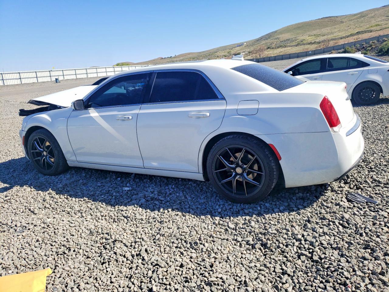 2016 Chrysler 300 Limited - Image 2
