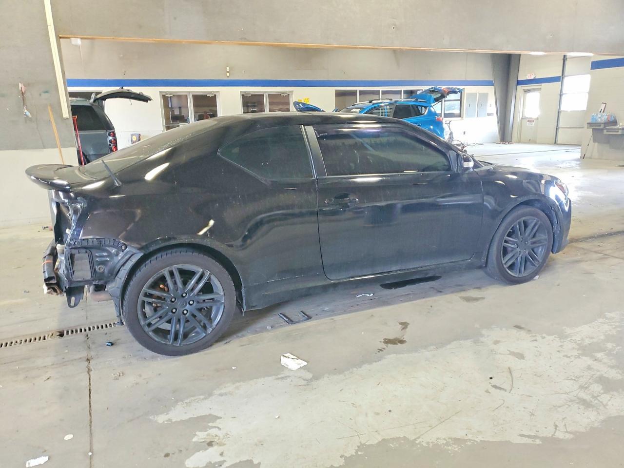 2011 Scion Tc Base - Фото 3