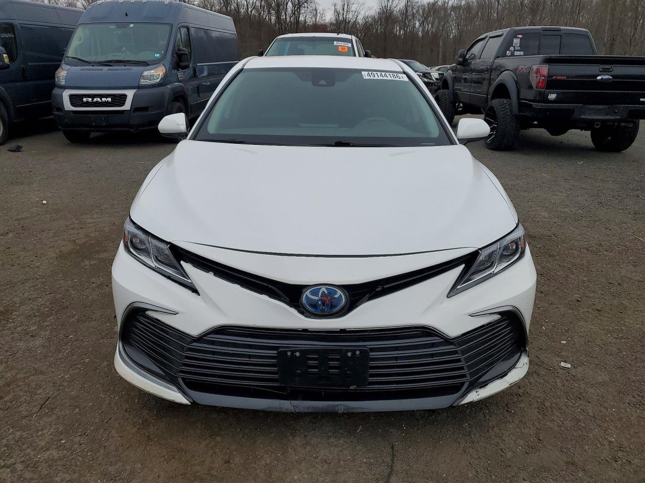 2021 Toyota Camry Hybrid Le - Фото 5