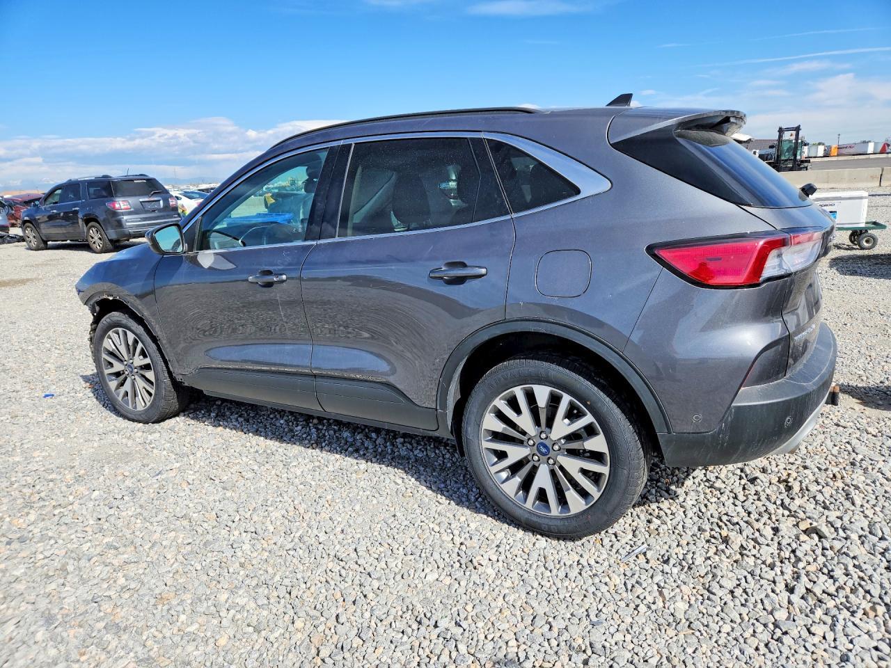 2021 Ford Escape Titanium - Image 2