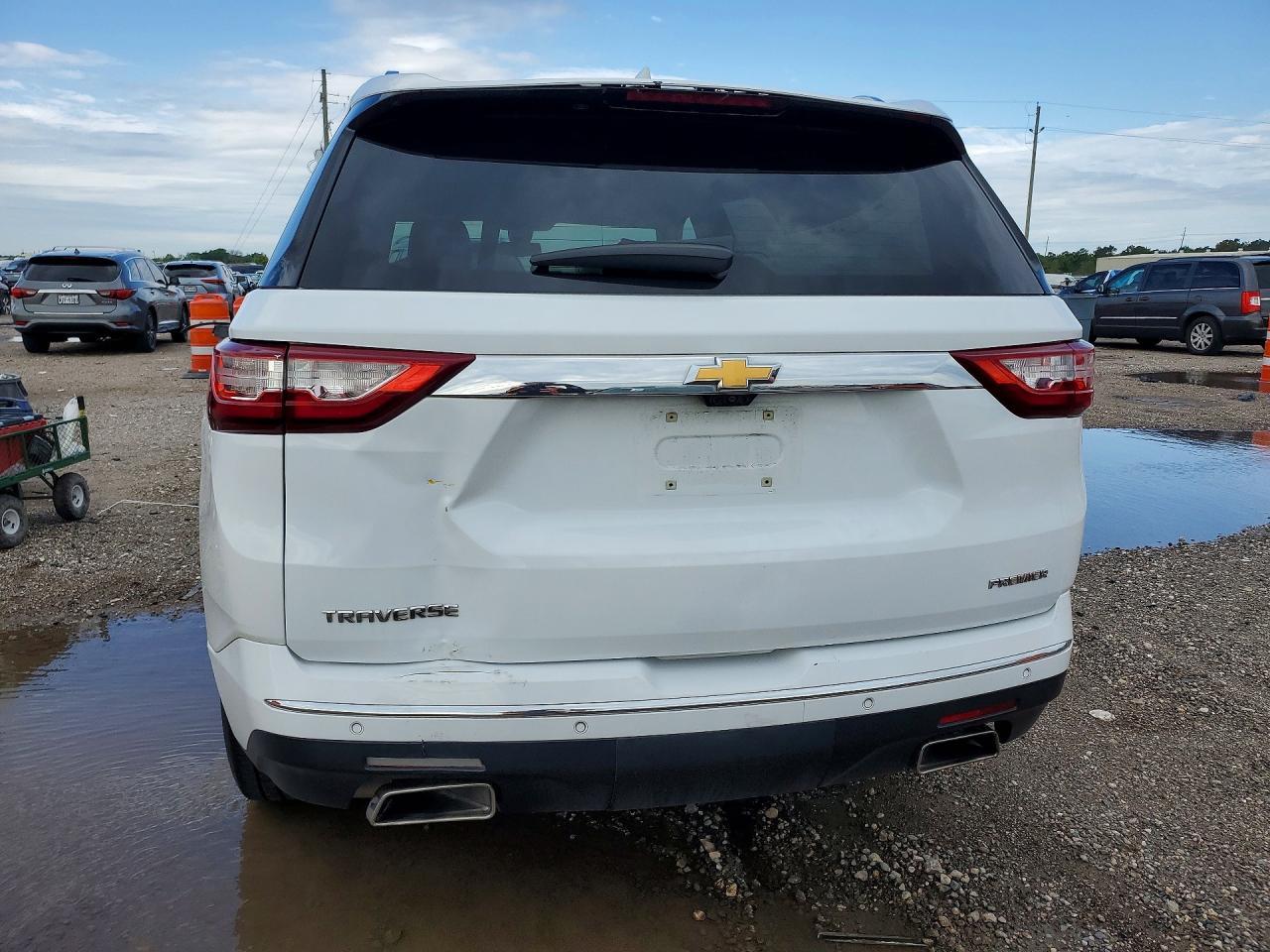 2019 Chevrolet Traverse Premier - Фото 6