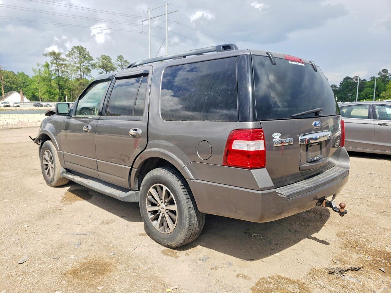 2010 Ford Expedition Xlt - Фото 2