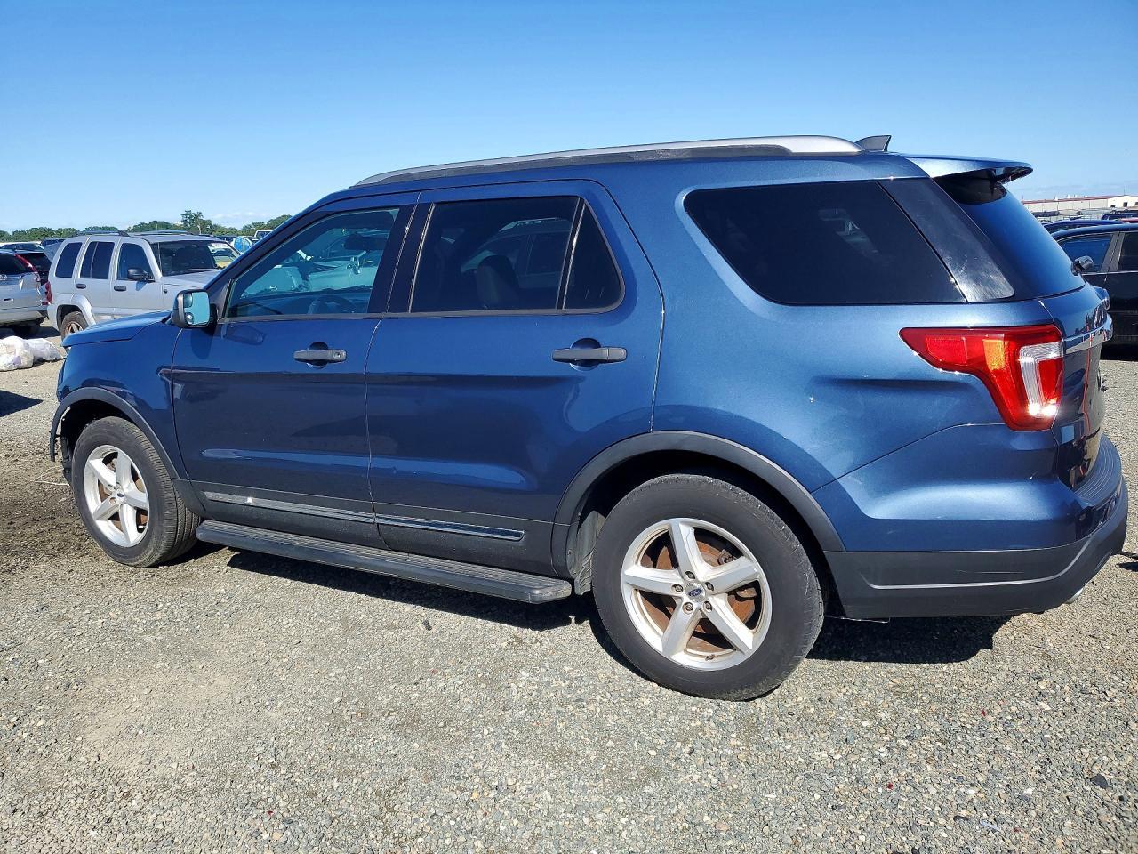 2018 Ford Explorer - Image 2