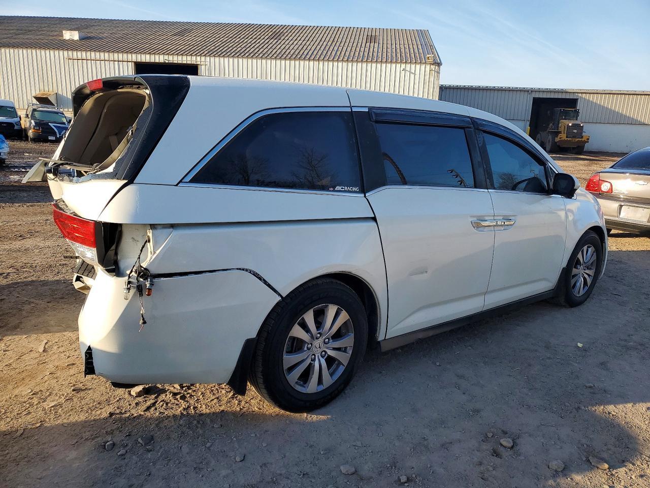 2014 Honda Odyssey Exl - Image 3