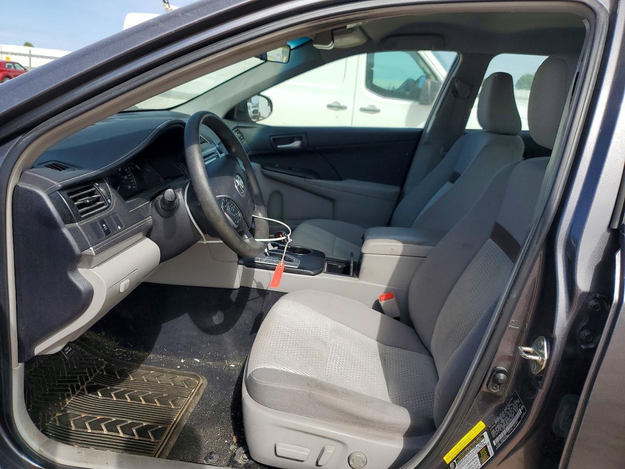 2014 Toyota Camry Le - Фото 7