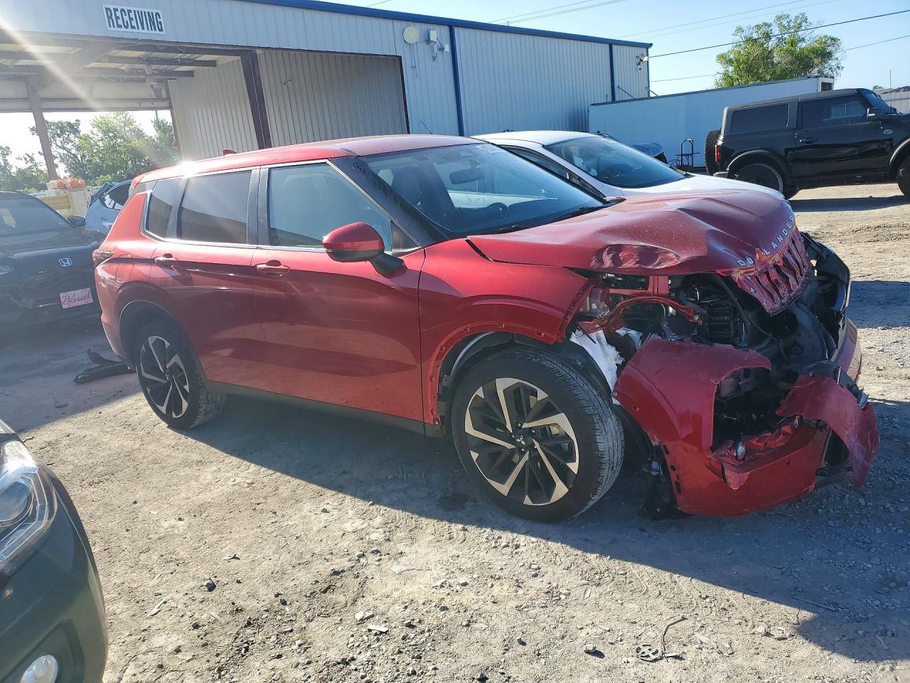 2024 Mitsubishi Outlander Se - Фото 4