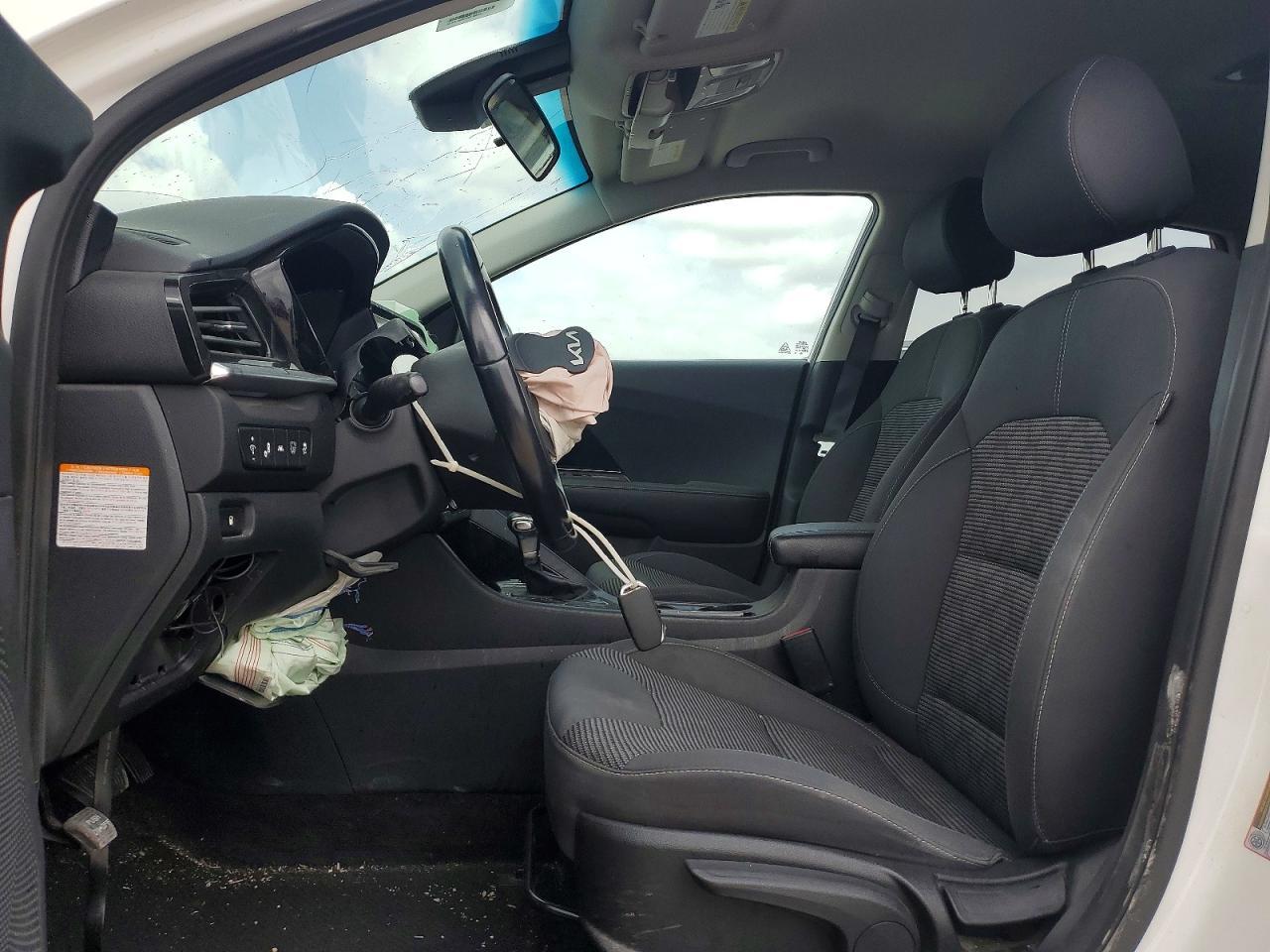 2022 Kia Niro Lxs - Фото 7