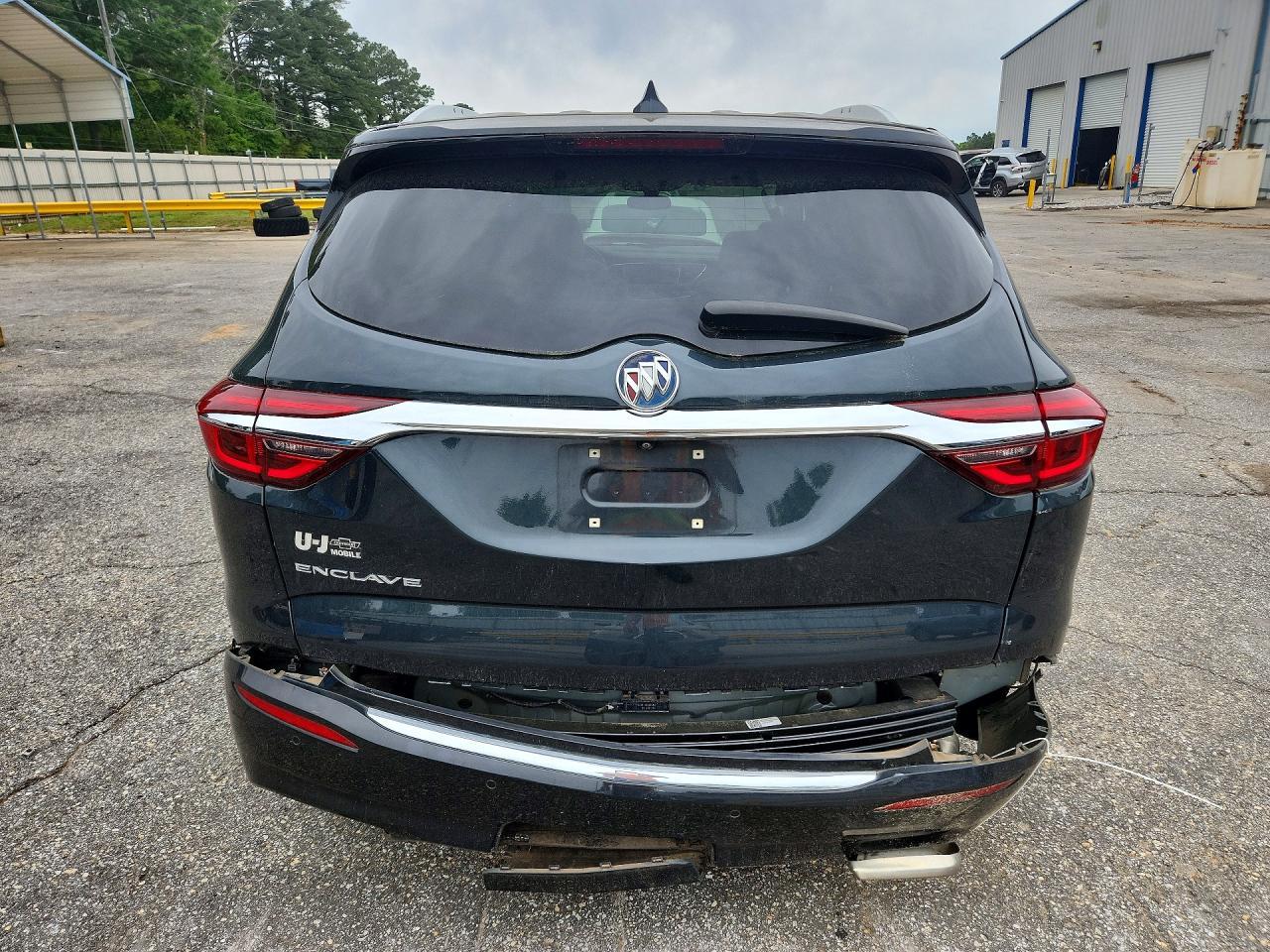 2021 Buick Enclave Essence - Image 6
