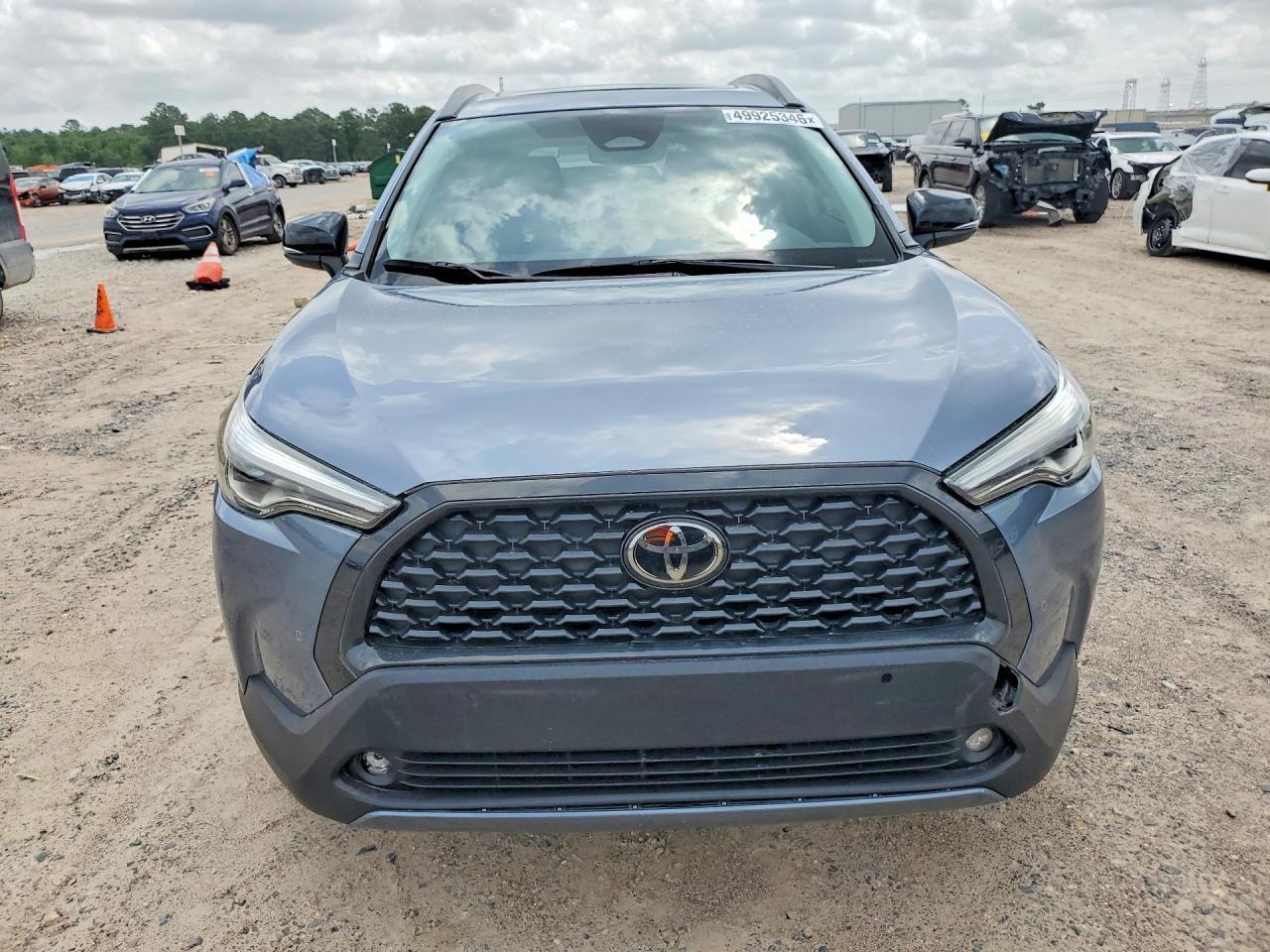 2025 Toyota Corolla Cross Xle - Фото 5