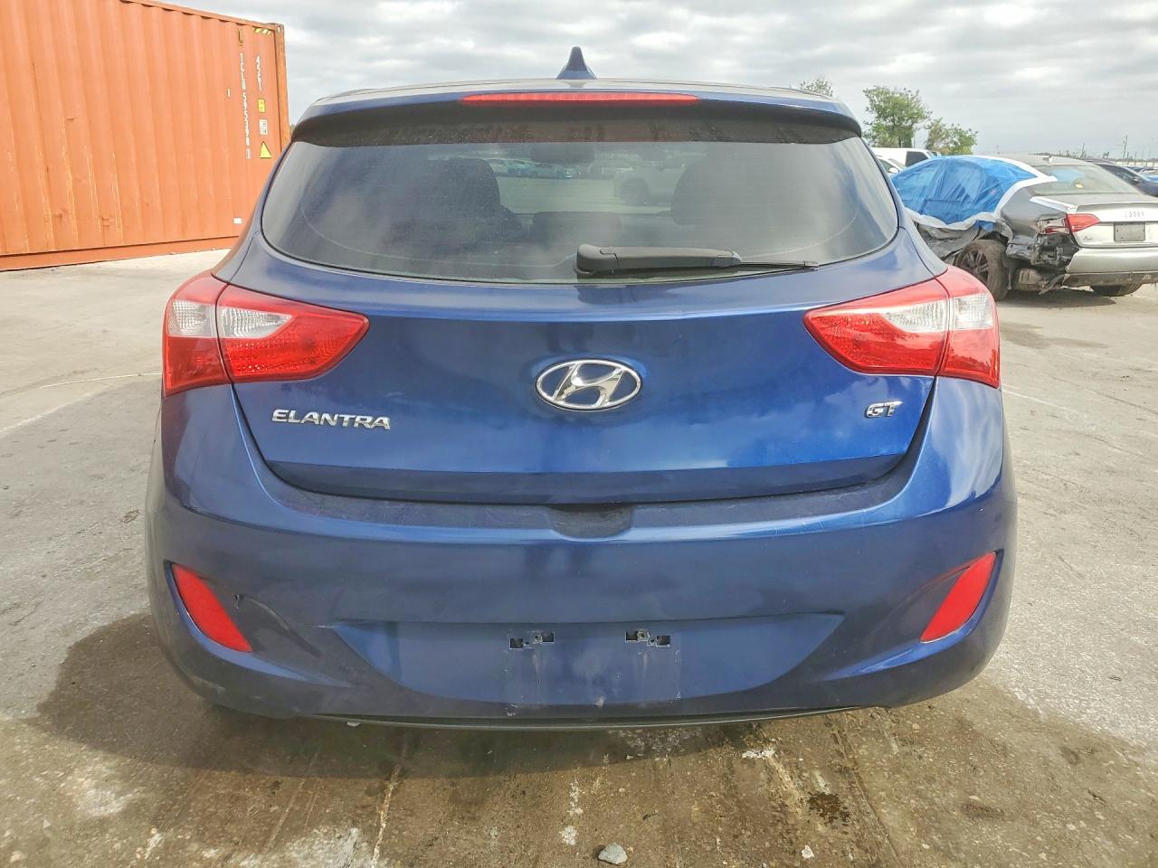 2013 Hyundai Elantra Gt Base - Image 6