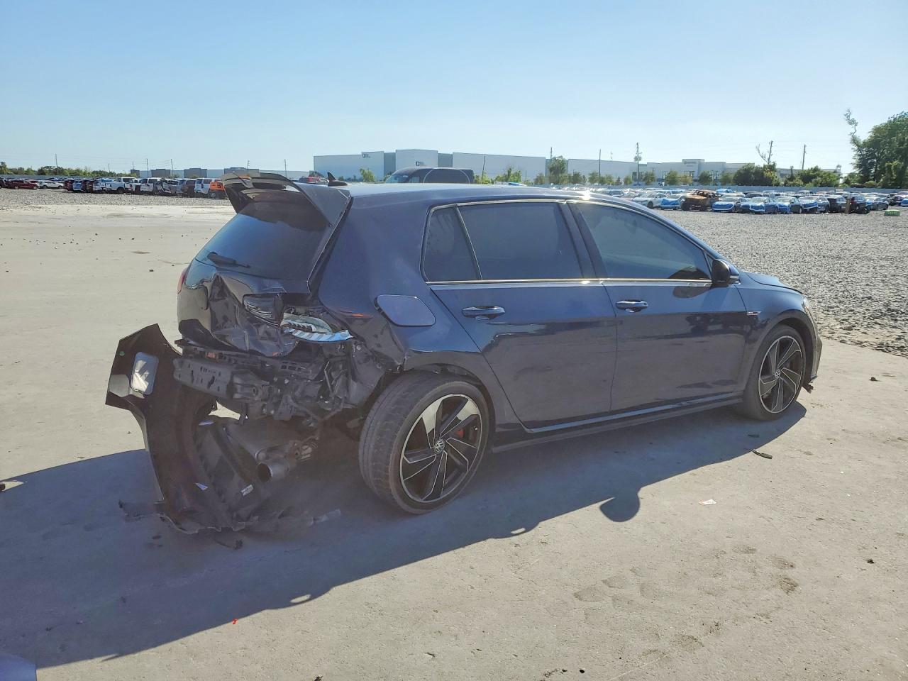 2018 Volkswagen Gti S - Image 3