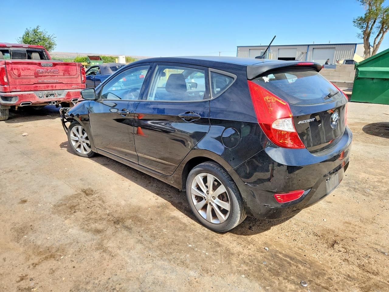 2012 Hyundai Accent Gls - Фото 2