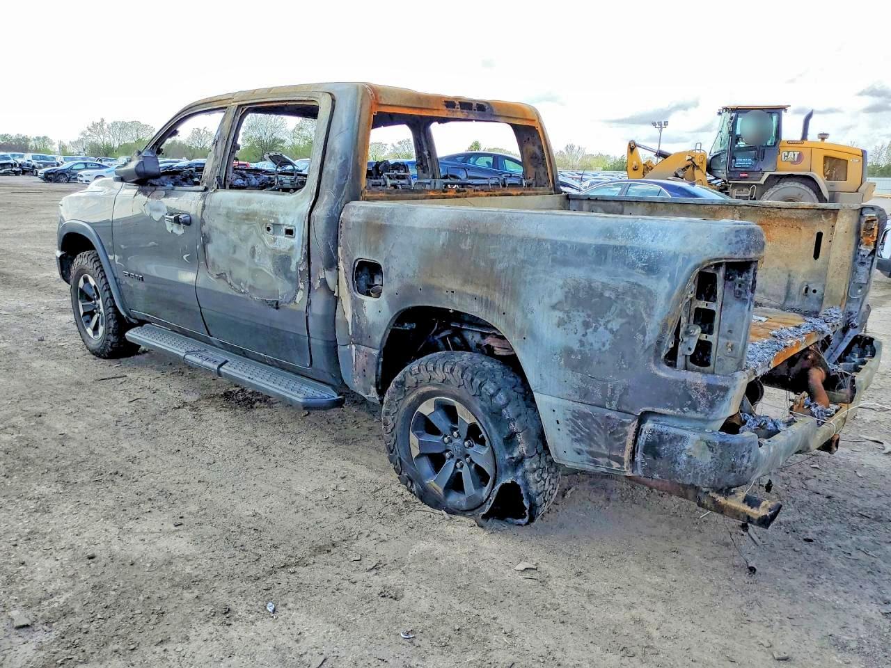 2021 Ram 1500 Rebel - Фото 2
