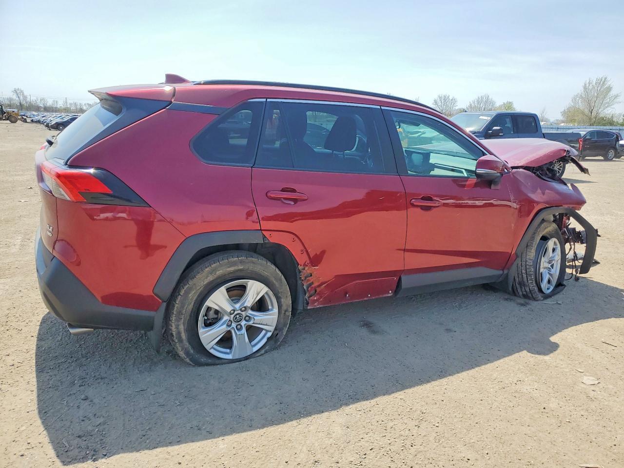 2020 Toyota Rav4 Xle - Image 3