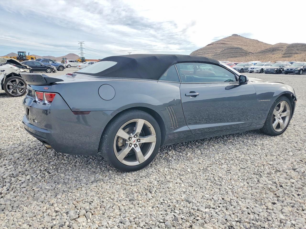 2011 Chevrolet Camaro Lt - Image 3