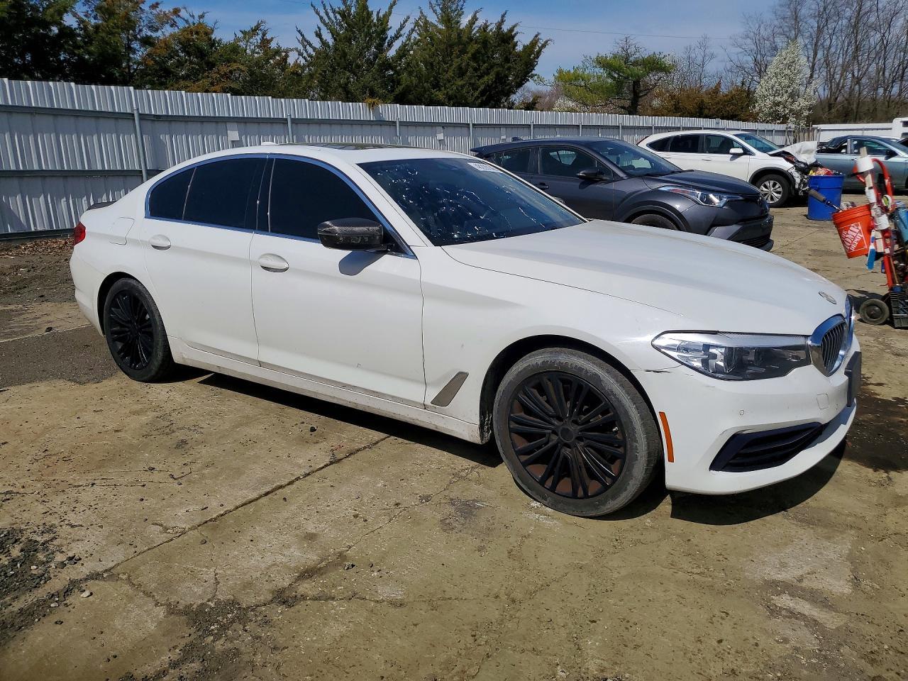 2019 BMW 530 Xi xDrive Sport - Фото 4