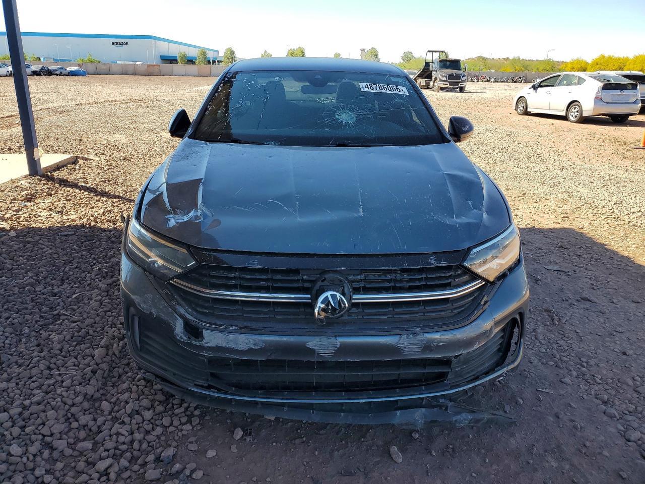 2024 Volkswagen Jetta Sport - Image 5