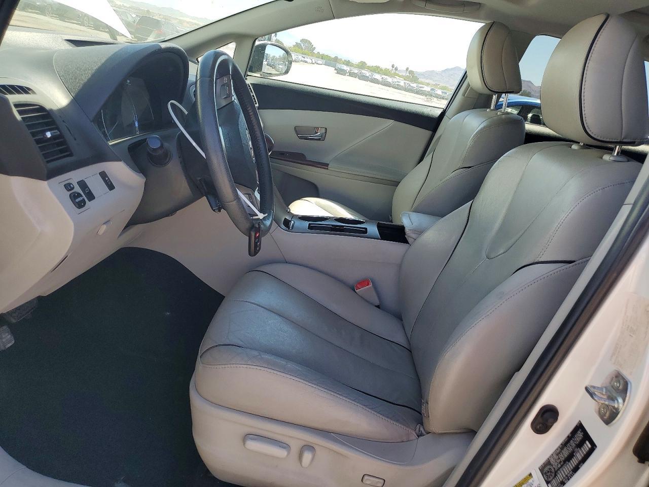 2010 Toyota Venza Awd V6 - Фото 7