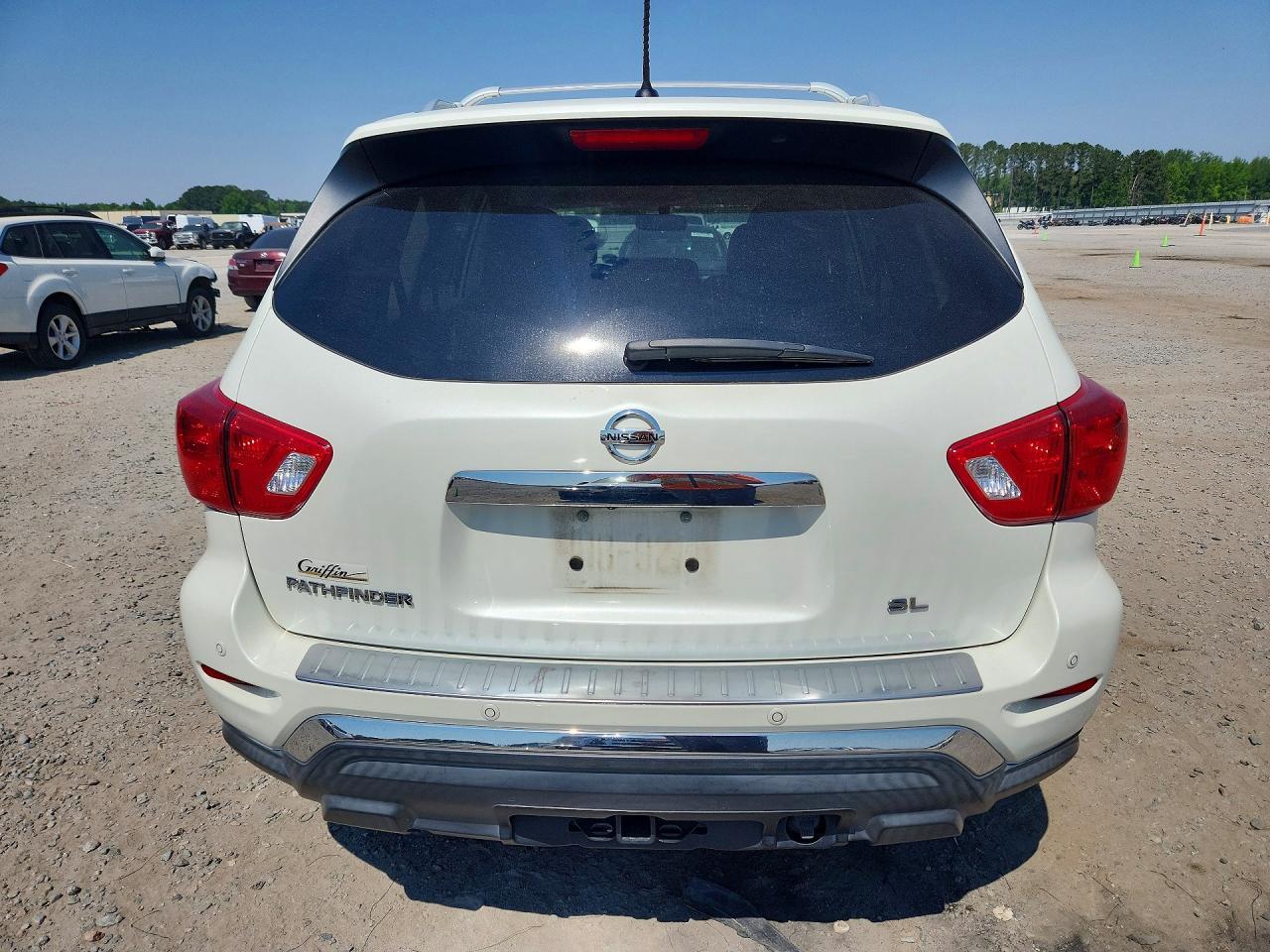 2017 Nissan Pathfinder Sl - Фото 6