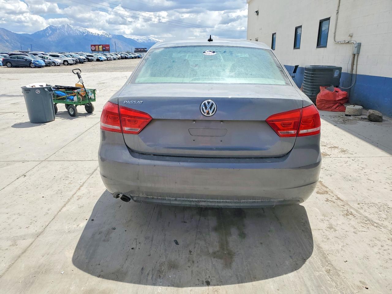 2014 Volkswagen Passat S - Фото 6