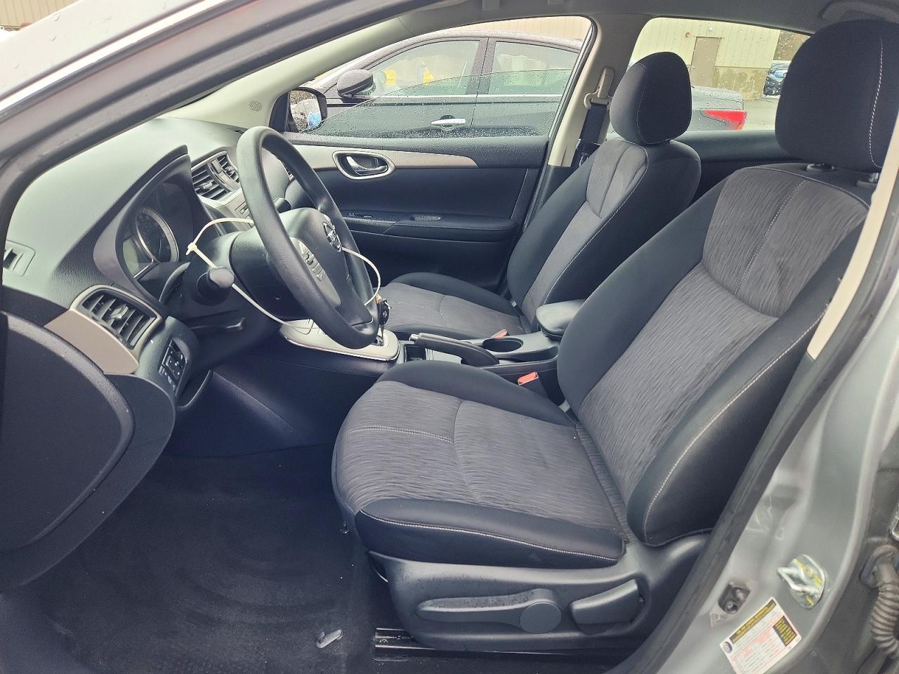 2014 Nissan Sentra S - Фото 7