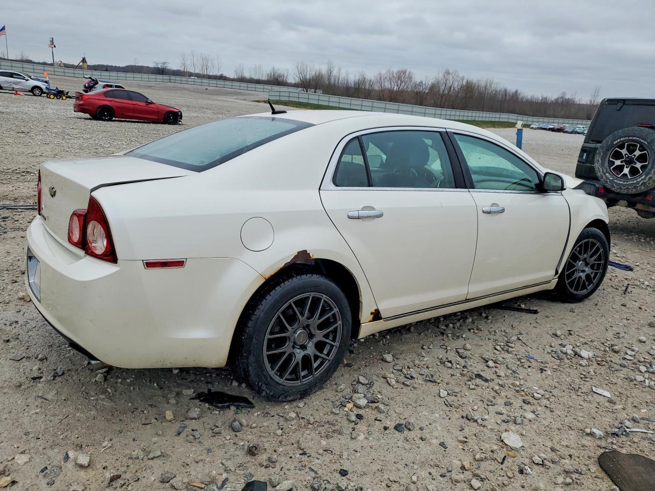 2011 Chevrolet Malibu Ltz - Image 3