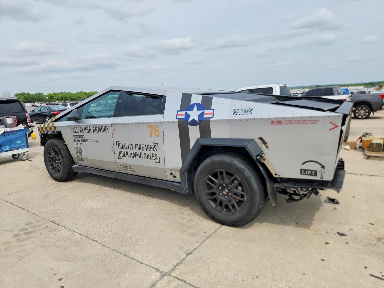 2024 Tesla Cybertruck - Image 2