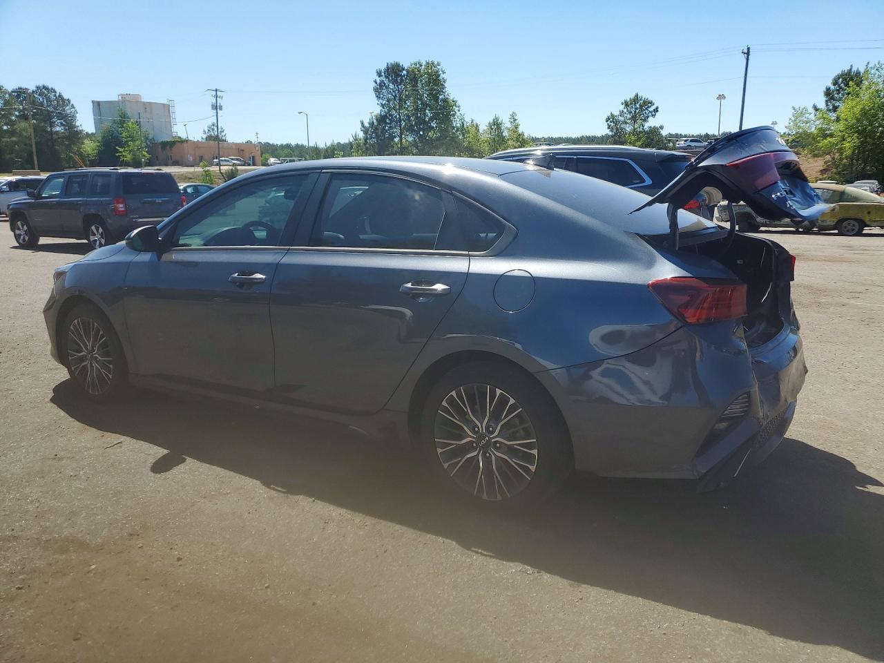2022 Kia Forte Gt Line - Фото 2