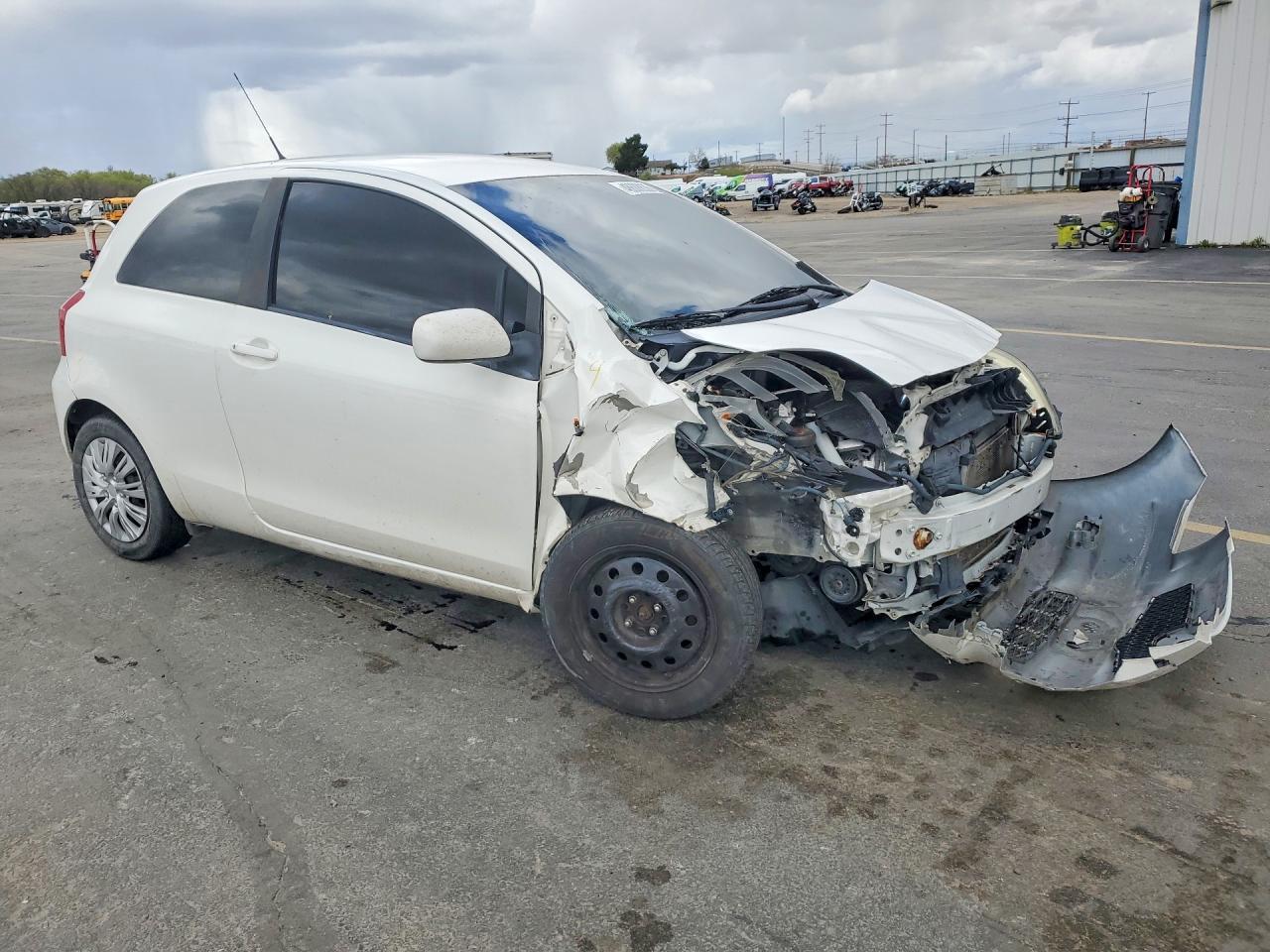 2008 Toyota Yaris - Фото 4