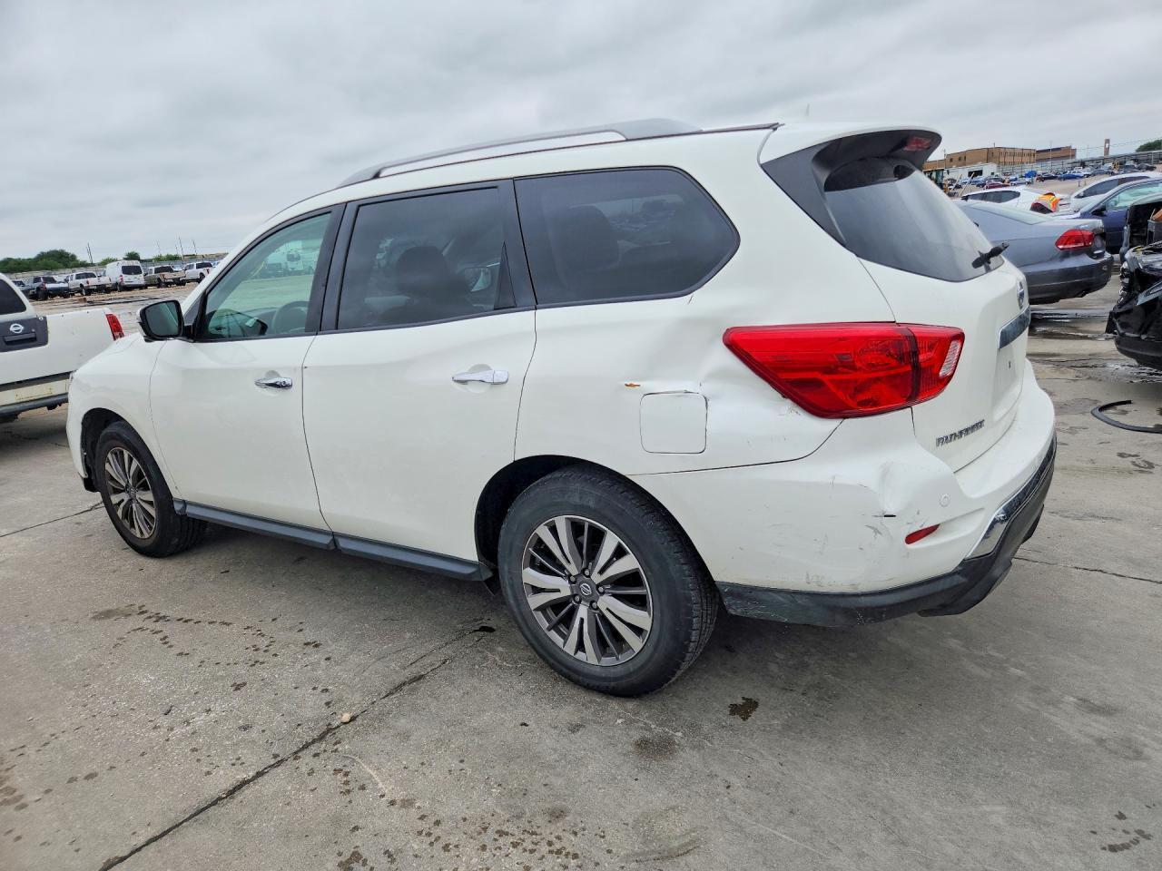 2020 Nissan Pathfinder Sl - Фото 2