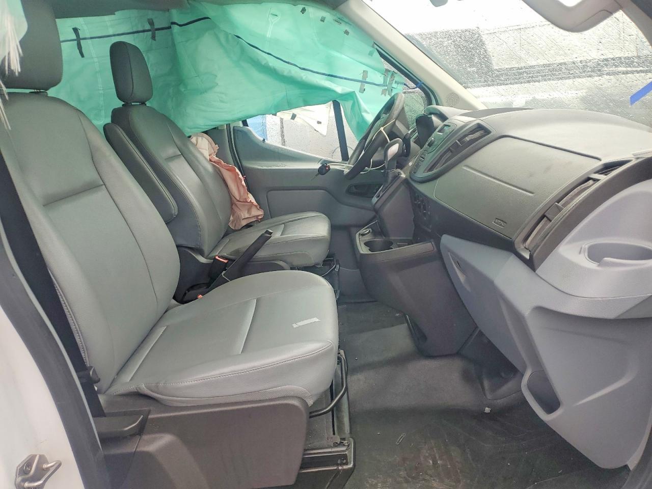 2019 Ford Transit T - Фото 7