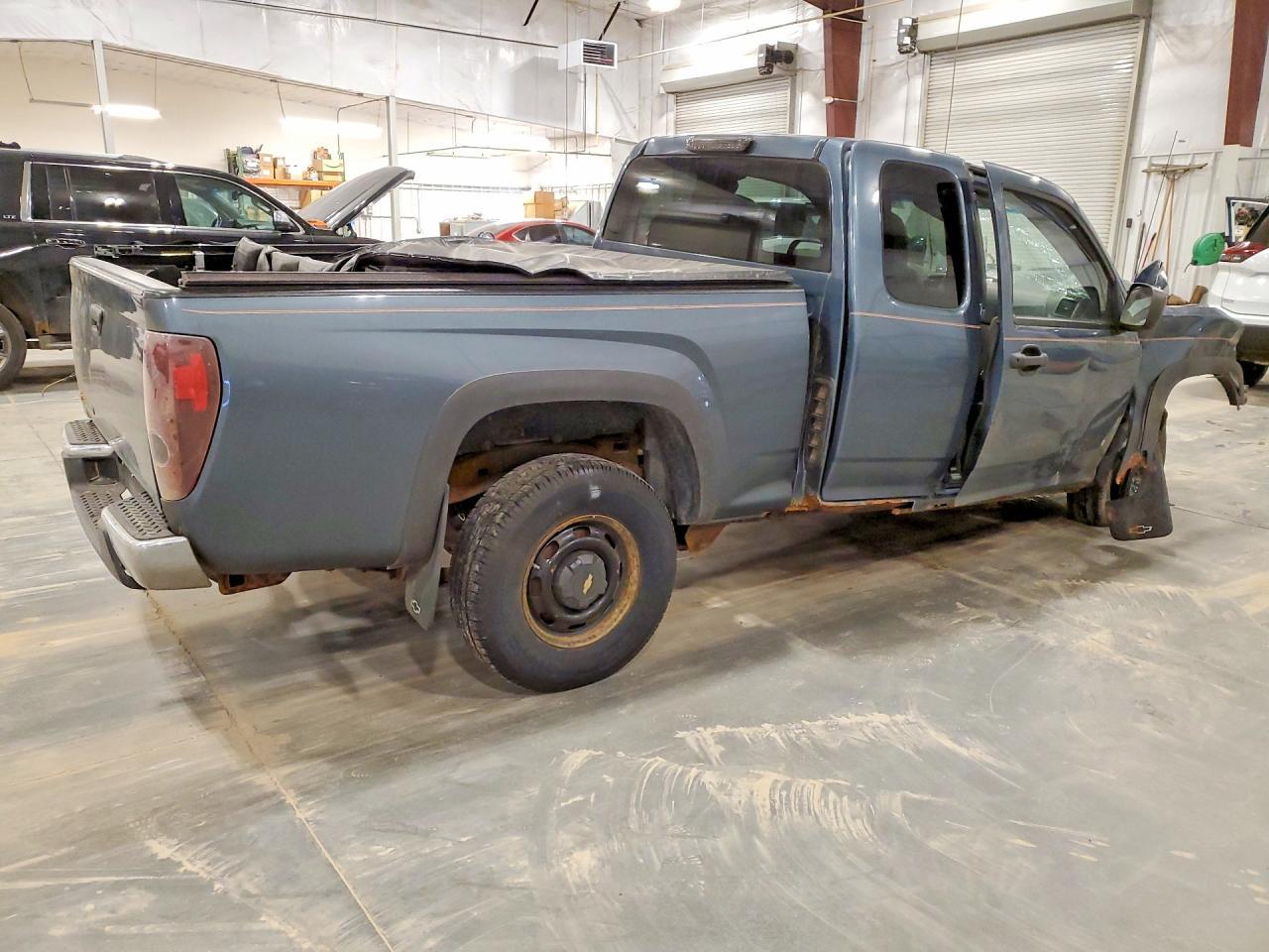 2007 Chevrolet Colorado - Image 3