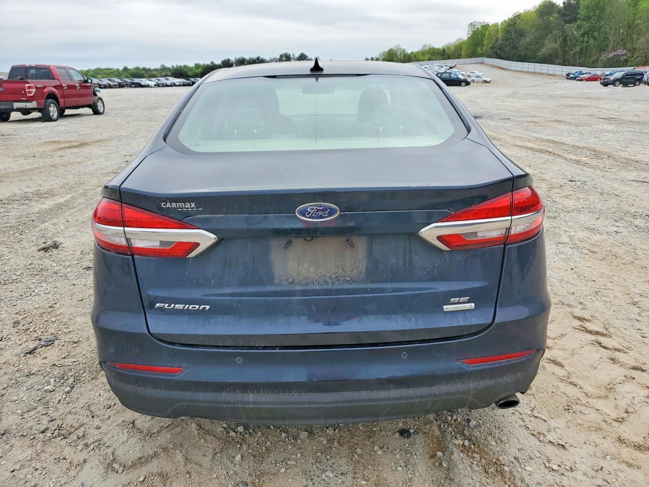 2020 Ford Fusion Se - Фото 6