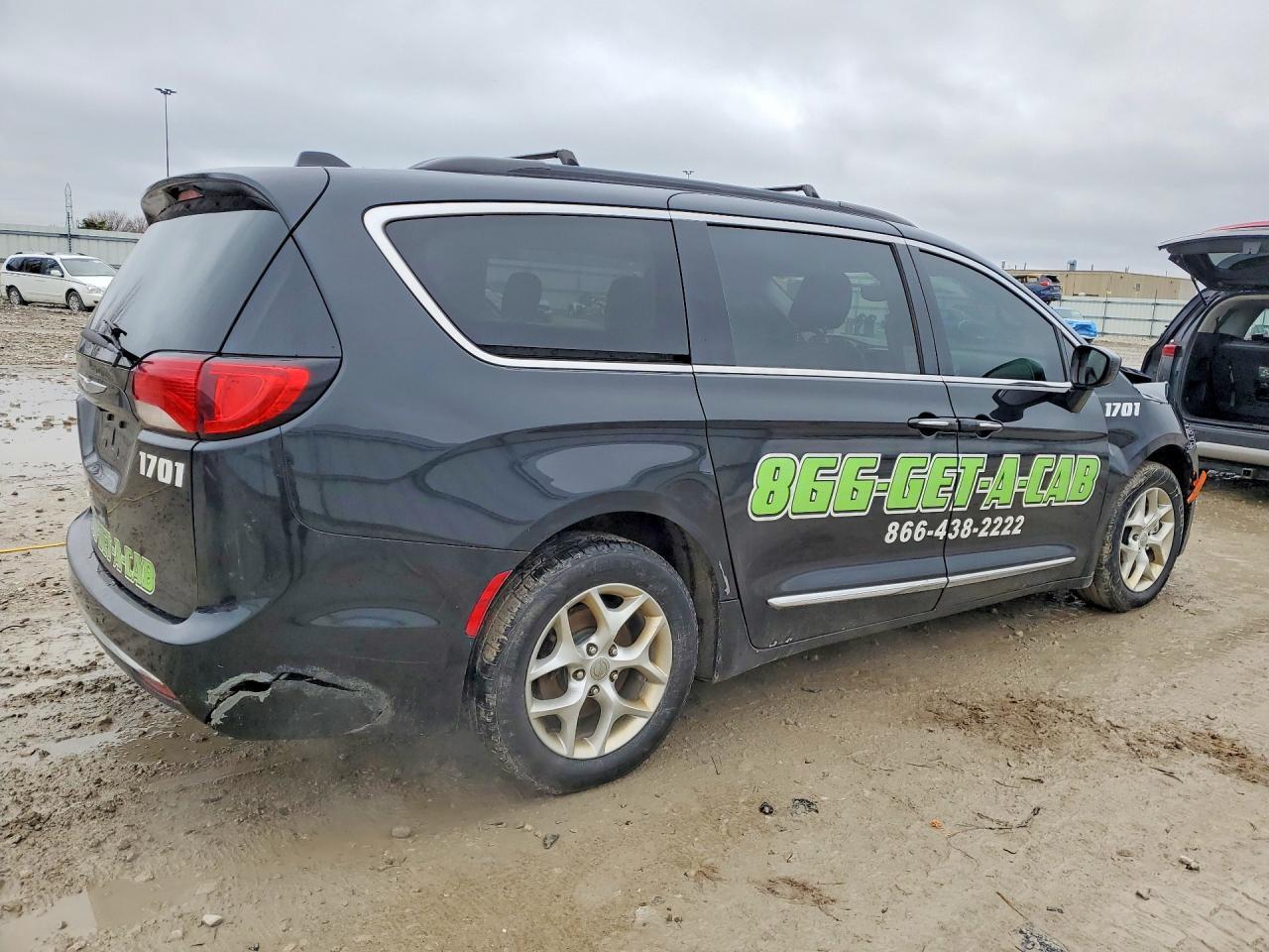 2017 Chrysler Pacifica - Фото 3