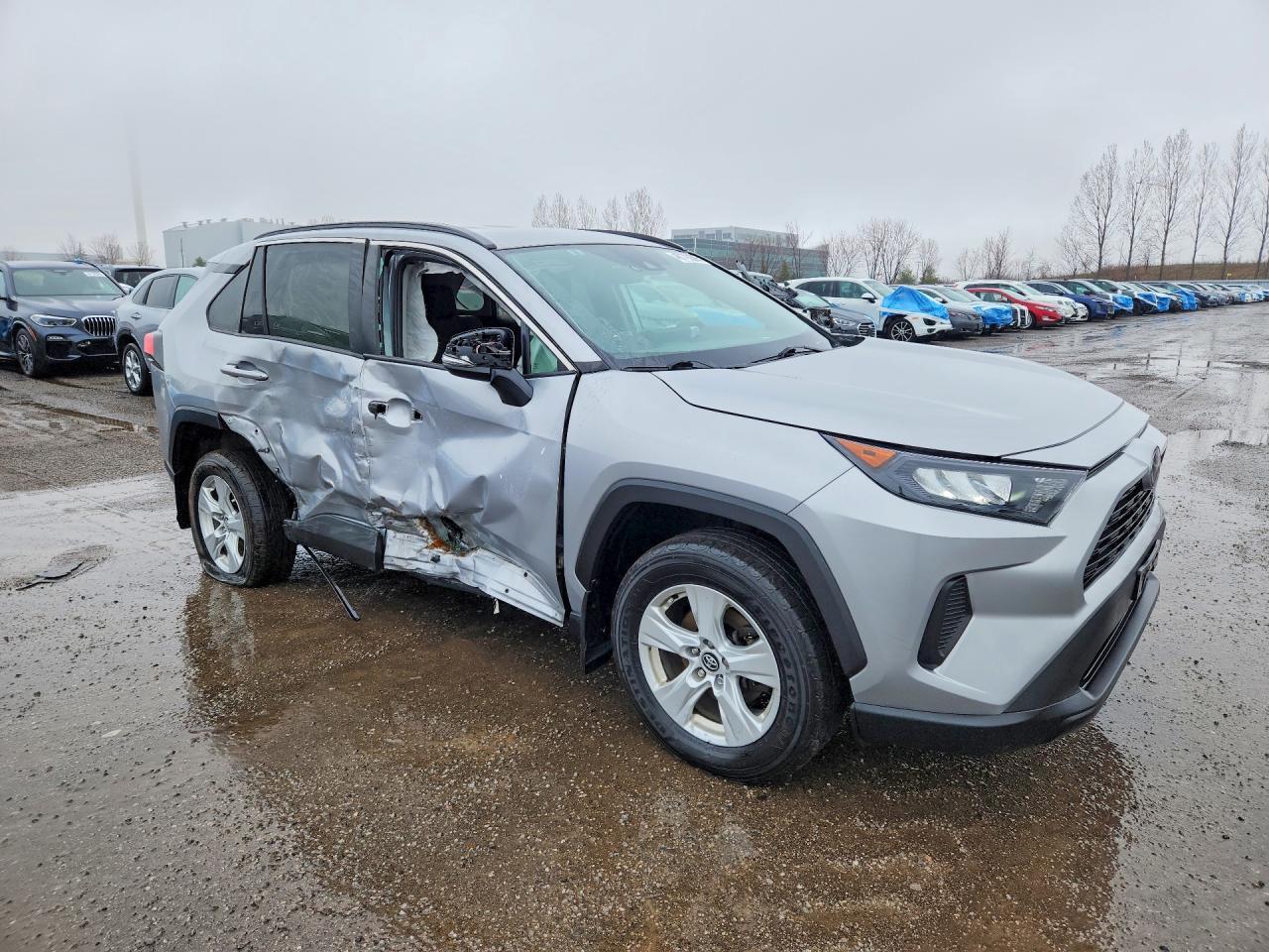 2019 Toyota Rav4 Le - Image 4