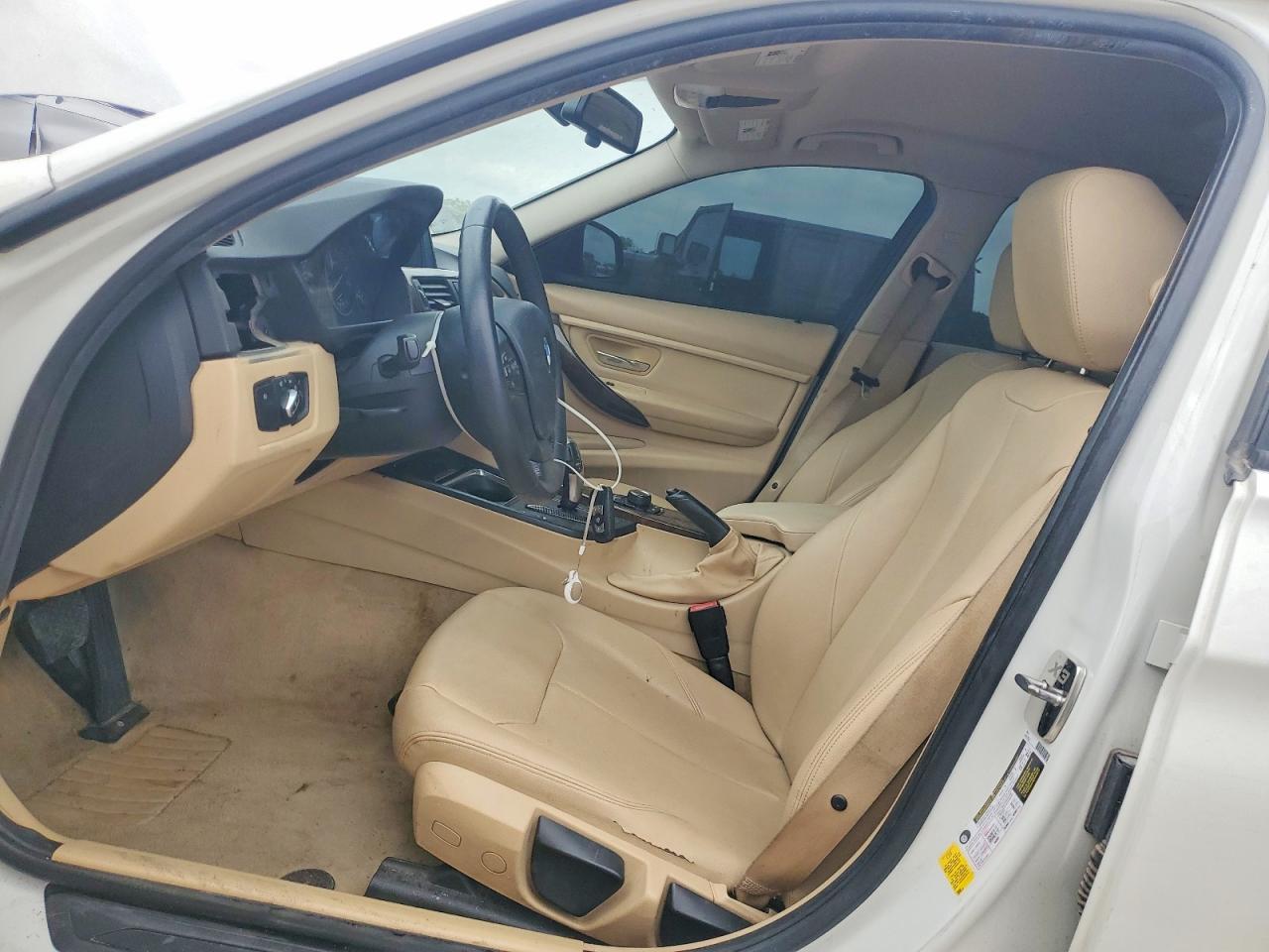 2015 BMW 320 I - Фото 7