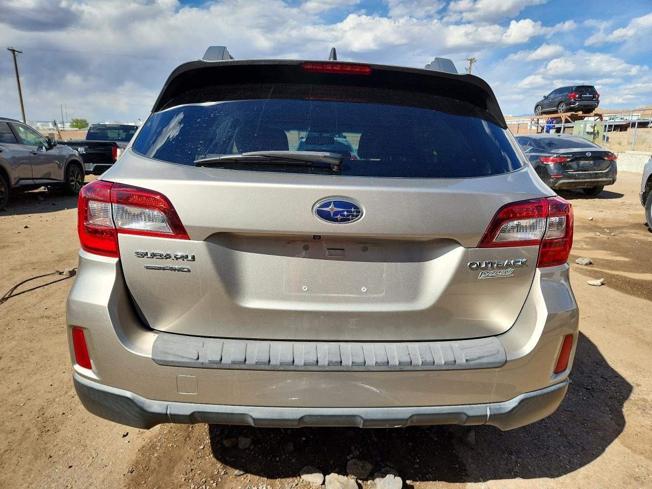 2016 Subaru Outback 2.5I Premium - Image 6