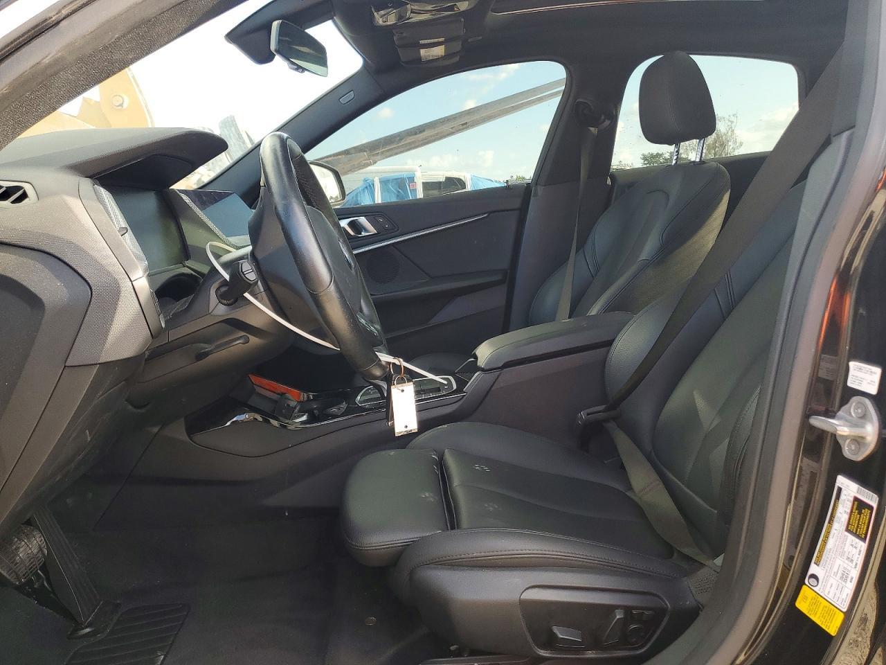 2024 BMW 228I - Фото 7