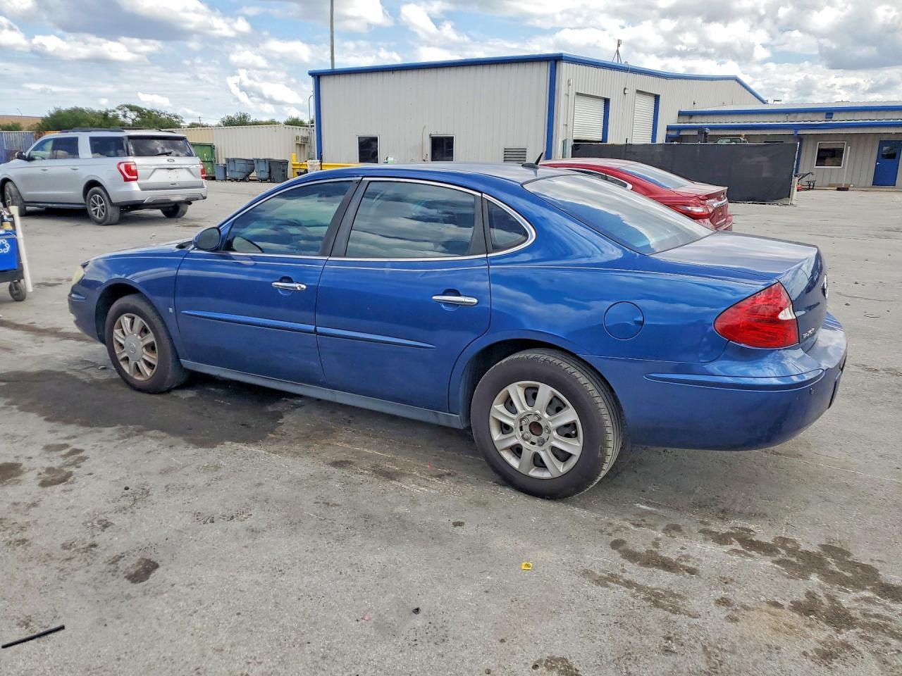 2006 Buick Lacrosse Cx - Image 2
