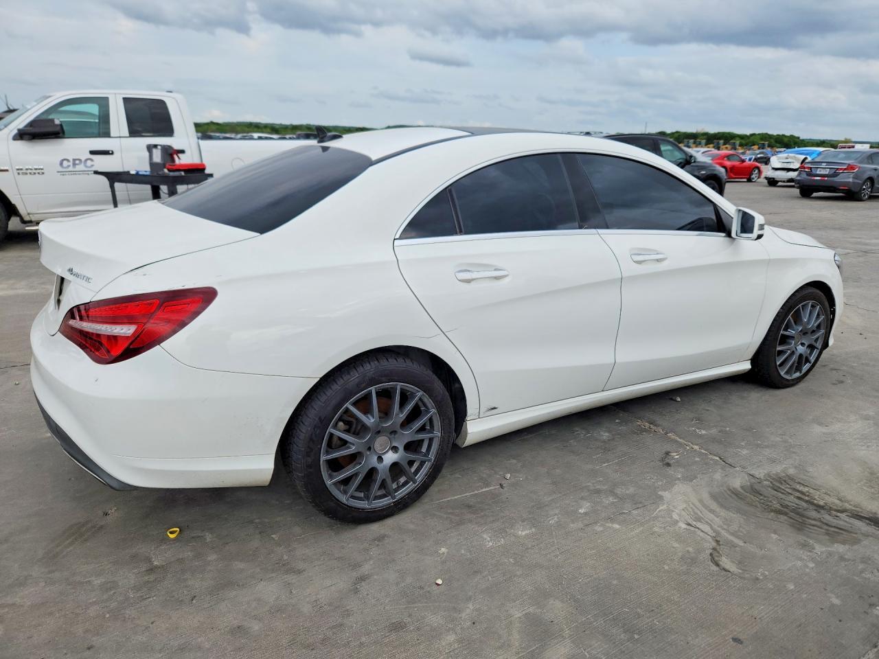 2018 Mercedes-Benz Cla 250 4Matic - Фото 3