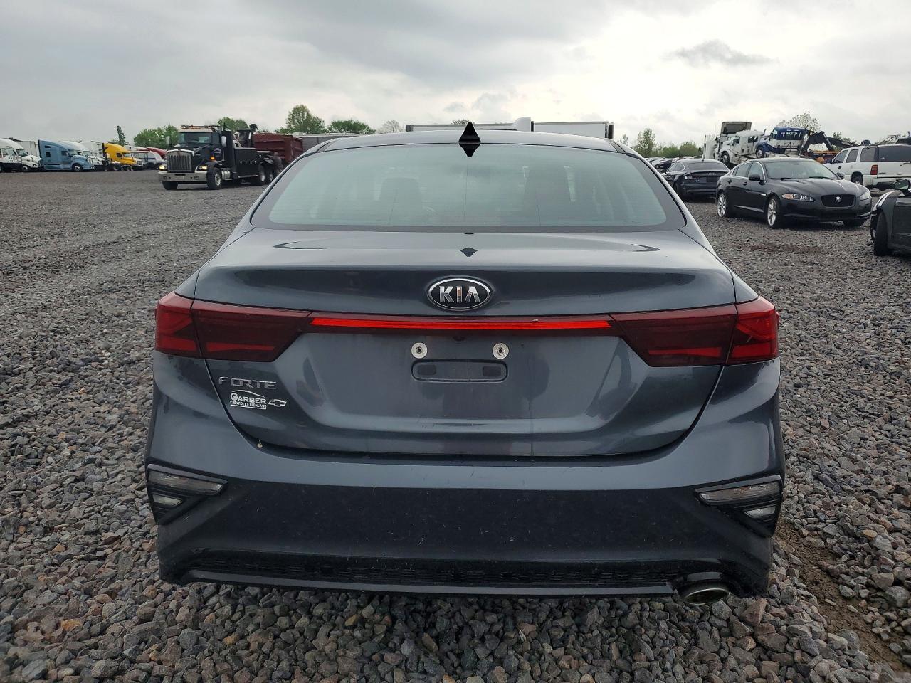 2020 Kia Forte Lxs - Фото 6