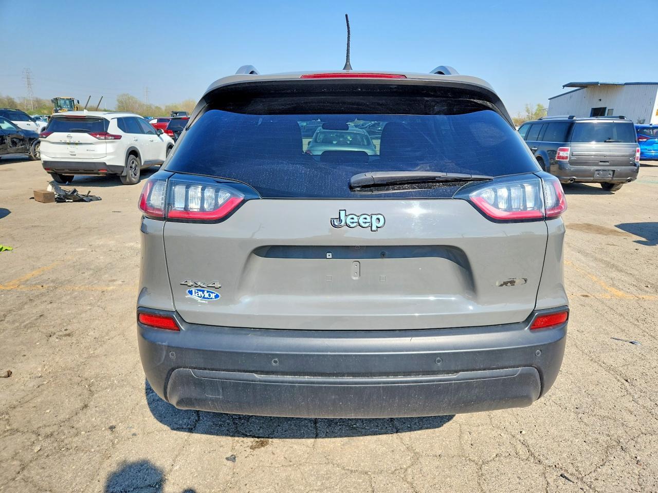 2019 Jeep Cherokee Latitude Plus - Фото 6